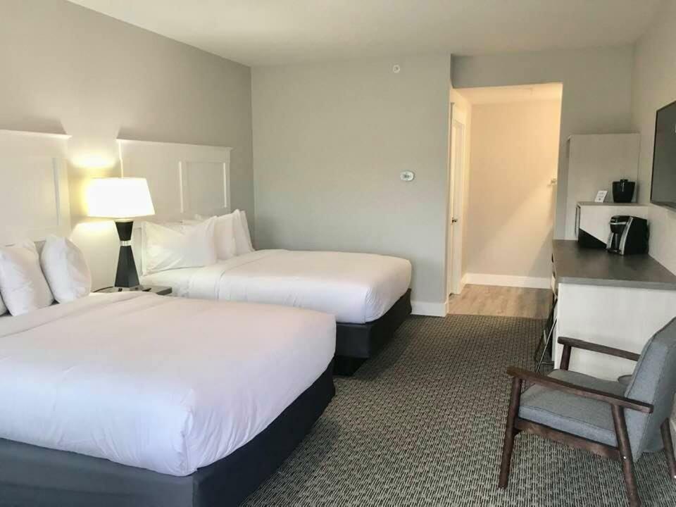 Empire Lakeshore Inn Eksteriør billede